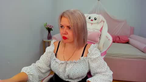 AdeleRavelle online show from 07.14.26
