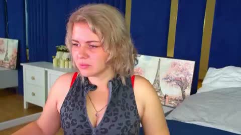 AdeleRavelle online show from 07.29.26