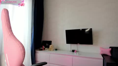 Adele online show from 02.25.25