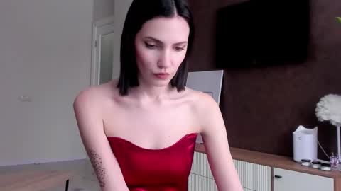 Adele Shine online show from 11.07.25