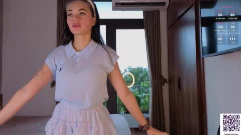 Snapshot of adelia_ntmu chatting on 11.03.25 Adelia online show from 11.03.25