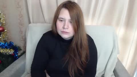 Snapshot of adelinalawson chatting on 02.14.25 adelinalawson online show from 02.14.25