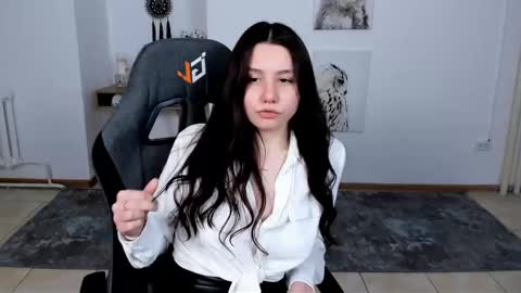 Snapshot of adelleb chatting on 03.01.25 Your sweet girl online show from 03.01.25