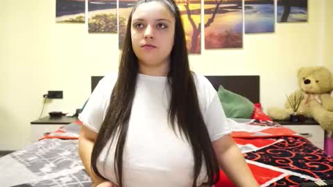 Adellineee online show from 01.10.26