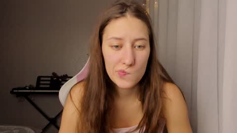 Adell online show from 12.11.24