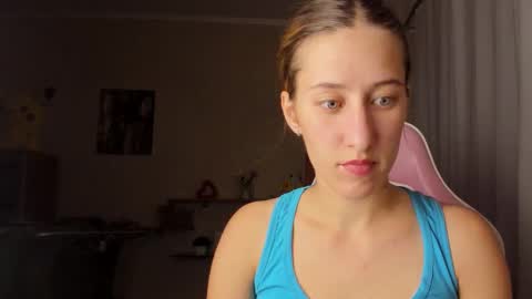 Snapshot of adellqueen chatting on 09.20.25 Adell online show from 09.20.25