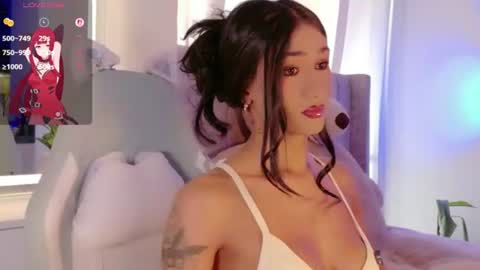 Isabellafirst online show from 06.23.26