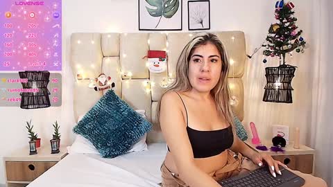 AdharaSmithh online show from 01.06.25