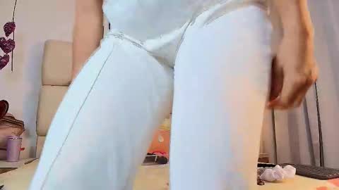 AdharaSmithh online show from 09.20.25