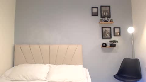 Adonis online show from 09.11.25