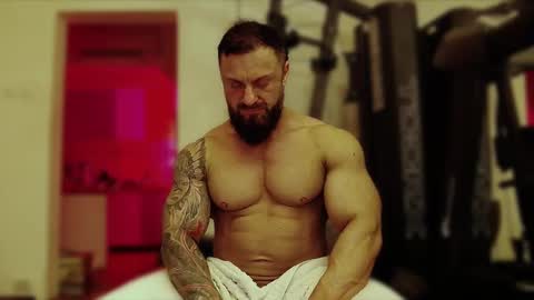 Adonis online show from 03.10.25