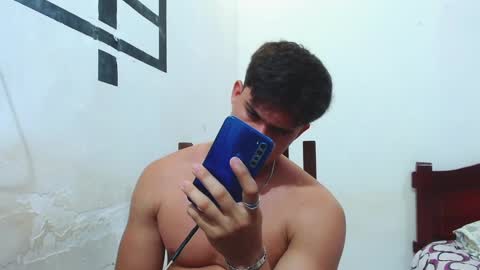 Snapshot of adonis_walkerx chatting on 01.08.25 adonis_walkerx online show from 01.08.25
