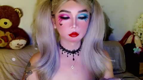 Snapshot of adorableslutxxx chatting on 02.25.25 jasmine online show from 02.25.25