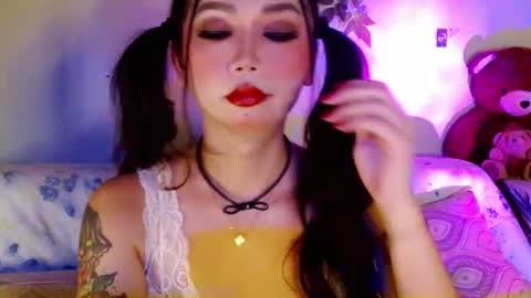 Snapshot of adorableslutxxx chatting on 09.18.25 jasmine online show from 09.18.25