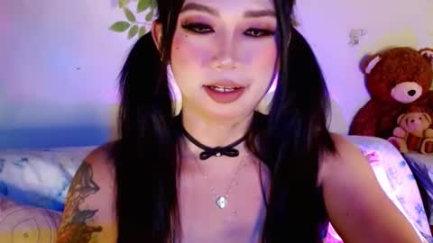 Snapshot of adorableslutxxx chatting on 10.16.25 jasmine online show from 10.16.25