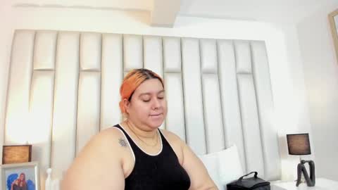 ANDREA PEREZ online show from 10.22.25