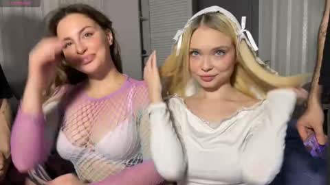 Dorothy Mayfield online show from 02.15.26