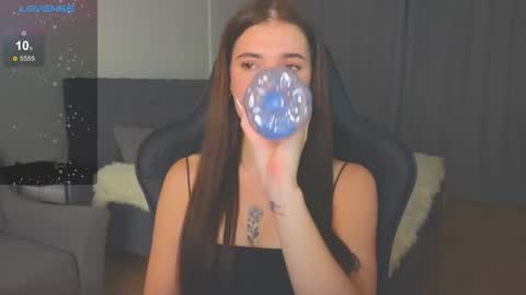 Snapshot of adri_dream chatting on 09.17.25 Adriana online show from 09.17.25