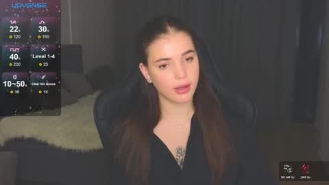 Snapshot of adri_dream chatting on 10.31.25 Adriana online show from 10.31.25