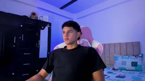 Snapshot of adrian_prime_ chatting on 03.04.26 ADRIAN online show from 03.04.26