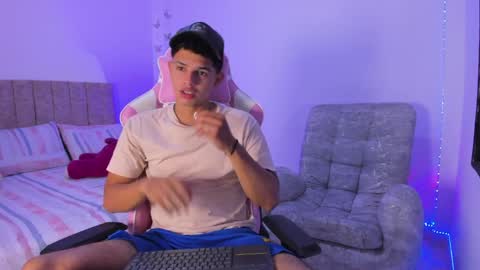 ADRIAN online show from 04.08.26