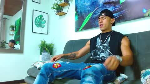   online show from 01.10.25