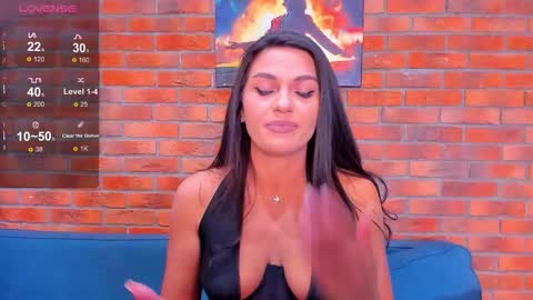Adriana online show from 11.23.25