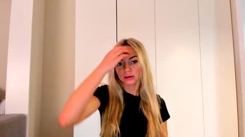 Adriana online show from 01.27.25