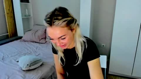 Adriana online show from 06.04.26