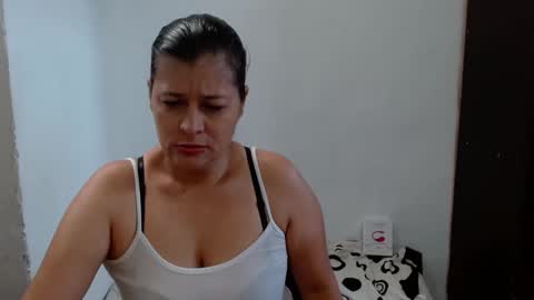 Adriana milf online show from 10.14.25