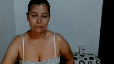 Snapshot of adriana_milf chatting on 07.23.26 Adriana milf online show from 07.23.26