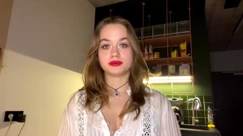 adrianaelizy online show from 02.06.25