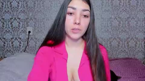 Snapshot of adrianakuiper chatting on 03.12.26 Adriana online show from 03.12.26