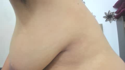 Snapshot of adrianasex_69 chatting on 10.12.25 adriana online show from 10.12.25