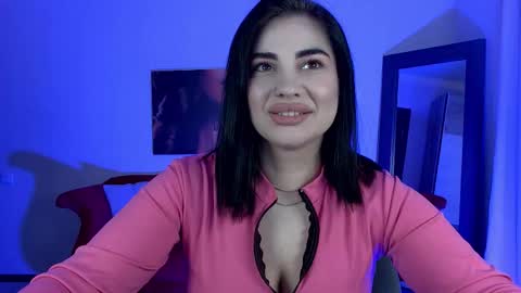 AdrianaTores online show from 11.20.25