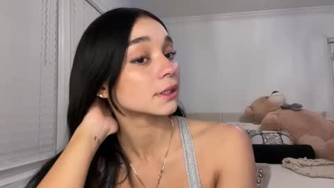 Snapshot of adriannarodriguez chatting on 02.06.25 Adrianna online show from 02.06.25