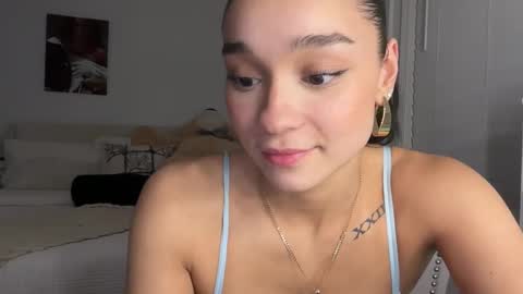 Snapshot of adriannarodriguez chatting on 02.08.25 Adrianna online show from 02.08.25