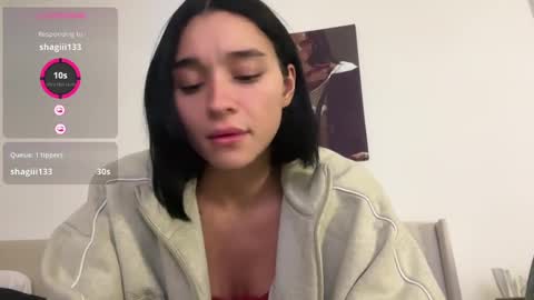 Adrianna  online show from 11.19.25