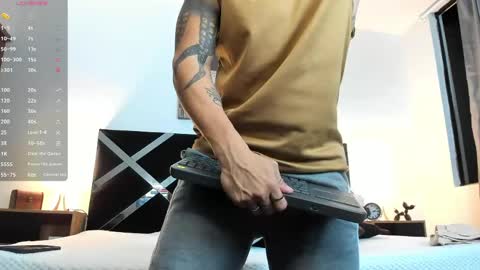Adrian online show from 06.08.26