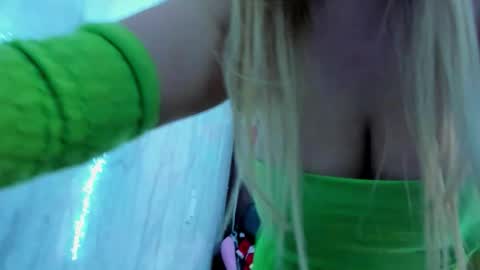 adriiana_fox_ online show from 12.03.25