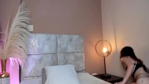 aelinduvalier online show from 11.07.25