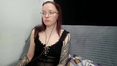 Snapshot of aelita_night chatting on 03.11.25 aelita_night online show from 03.11.25