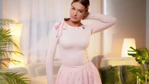 Hi Im Eva online show from 06.26.26