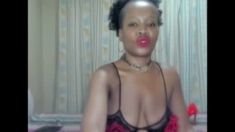 Snapshot of aficangagqueen chatting on 11.04.25 AfricanSquirtQueen online show from 11.04.25