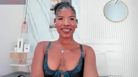 Afro Luna online show from 11.17.25