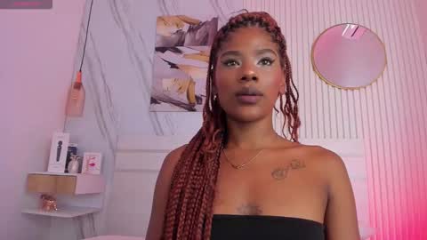 Afro Luna online show from 12.23.25