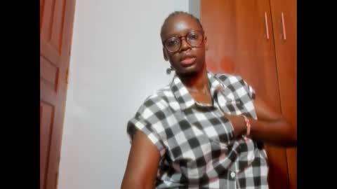 Leah online show from 01.21.25