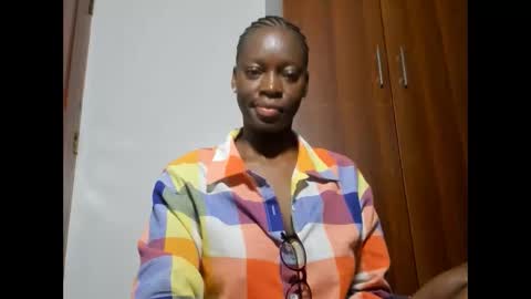 Leah online show from 02.24.25