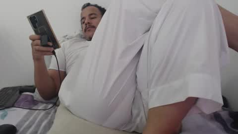 Snapshot of afroboy334698 chatting on 11.25.25 afroboy334698 online show from 11.25.25