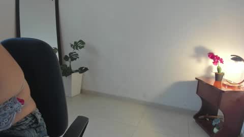 Lorena online show from 09.17.25